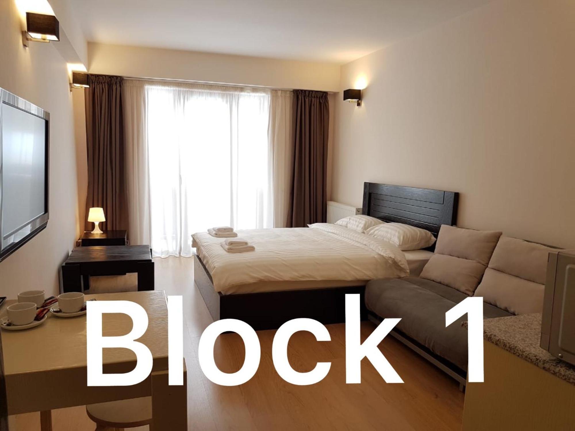 Happy Holidays Apartments In New グダウリ 部屋 写真